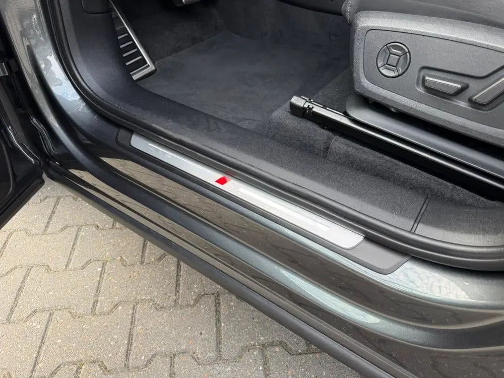 Audi Q6 e-tron performance 100 kWh 306 PK S Line uit 2026, foto 13