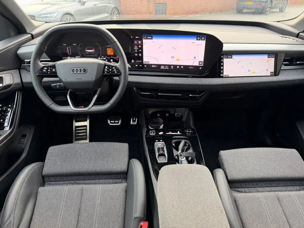 Audi Q6 e-tron performance 100 kWh 306 PK S Line uit 2026, foto 2