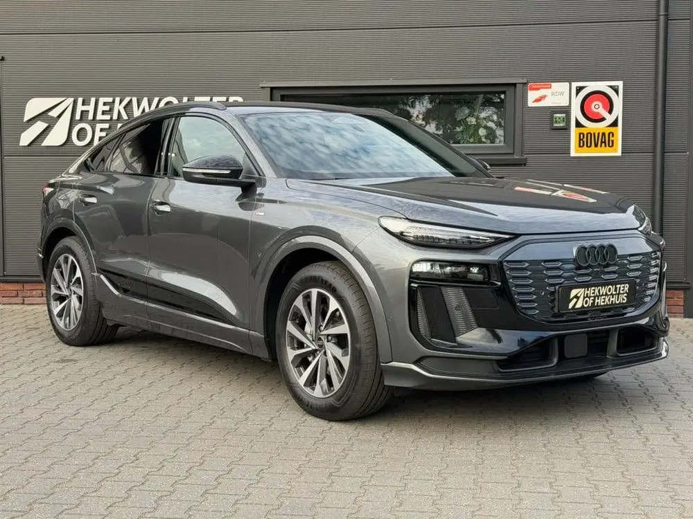 Audi Q6 e-tron performance 100 kWh 306 PK S Line uit 2026, foto 4