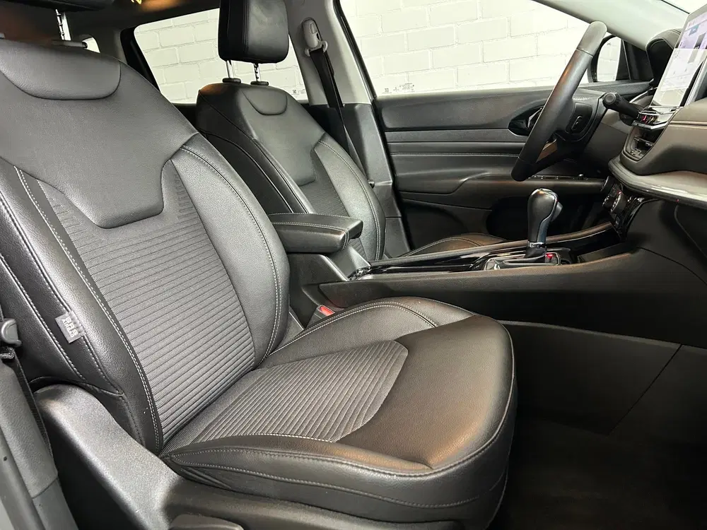 Jeep Compass 4xe Plug-in Hybrid Limited uit 2021, foto 12