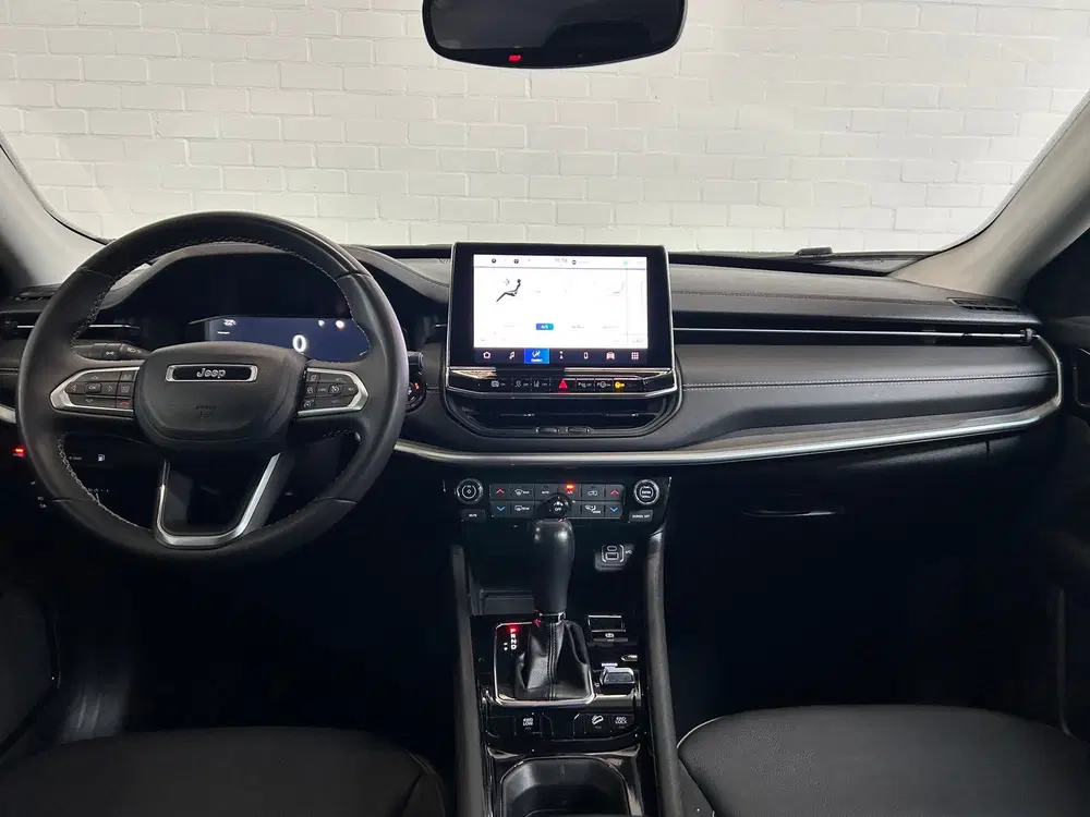 Jeep Compass 4xe Plug-in Hybrid Limited uit 2021, foto 15