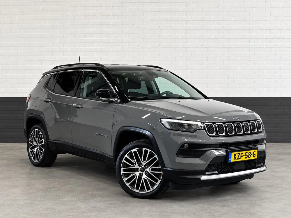 Jeep Compass 4xe Plug-in Hybrid Limited uit 2021, foto 2