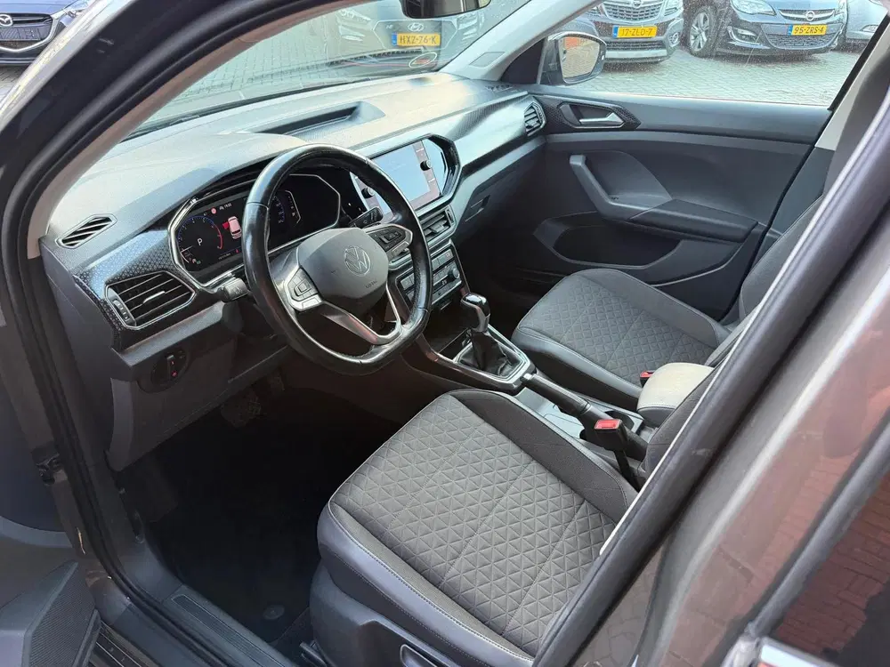 Volkswagen T-Cross 1.0 TSI Style Automaat uit 2021, foto 10