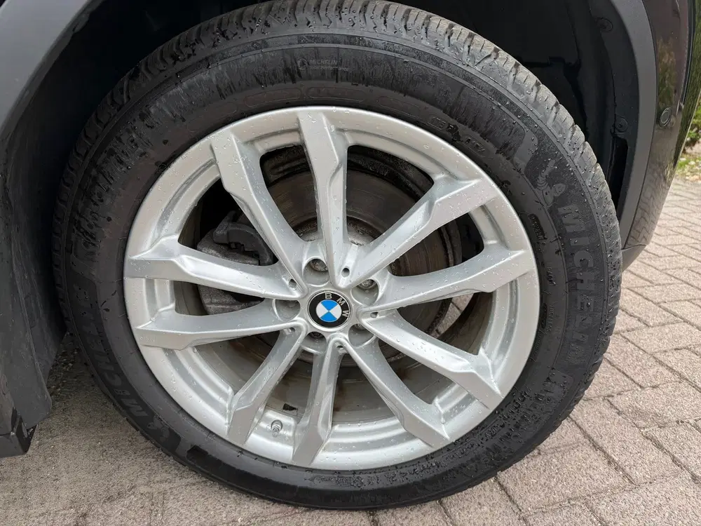 BMW X4 XDrive20i High Executive uit 2020, foto 7