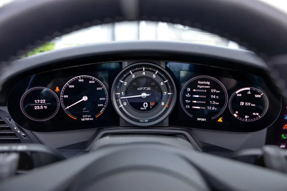Porsche 911 3.0 Carrera 4 GTS Edition 50 Years Porsche uit 2022, foto 10