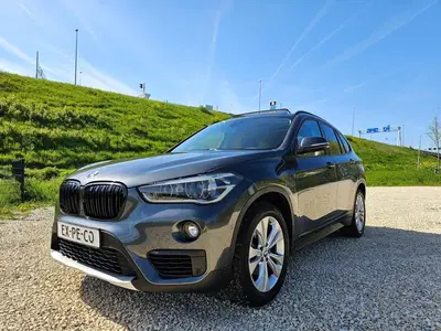 BMW X1 sDrive18i 2019 PANORAMADAK uit 2019