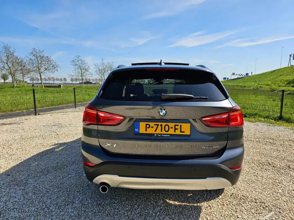 BMW X1 sDrive18i 2019 PANORAMADAK uit 2019, foto 8