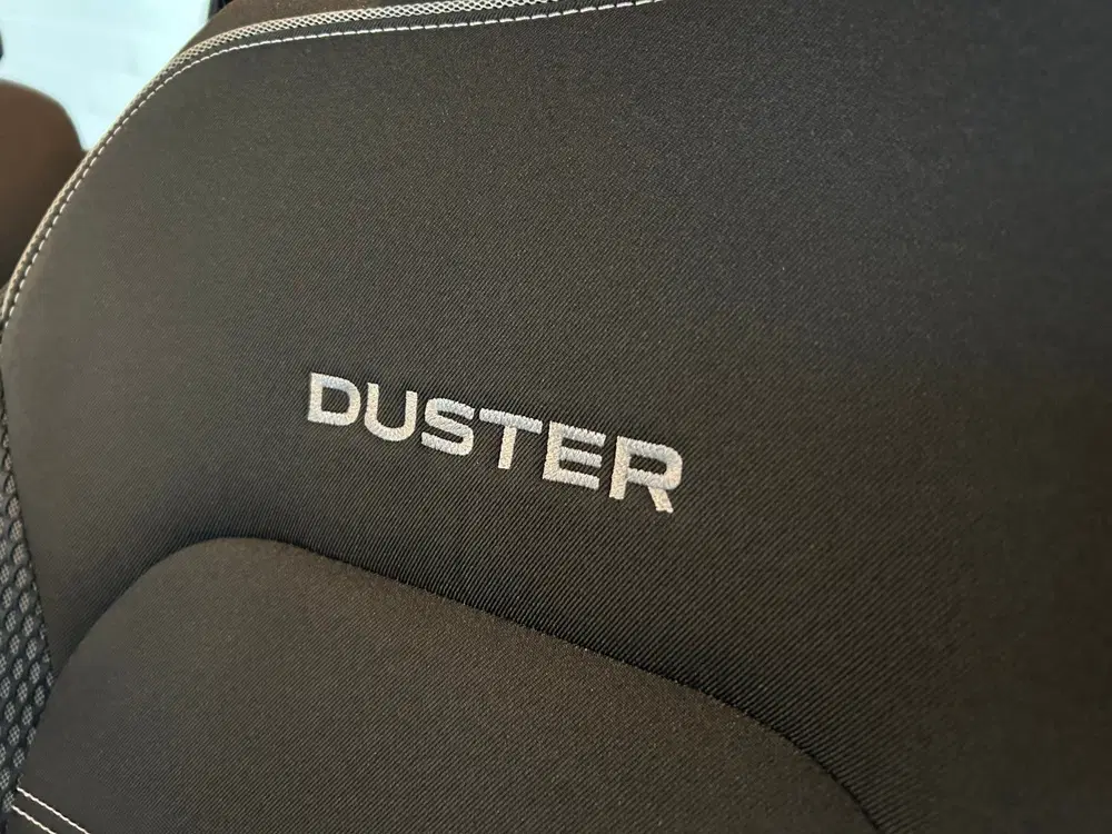 Dacia Duster 1.0 TCe Extreme uit 2023, foto 13
