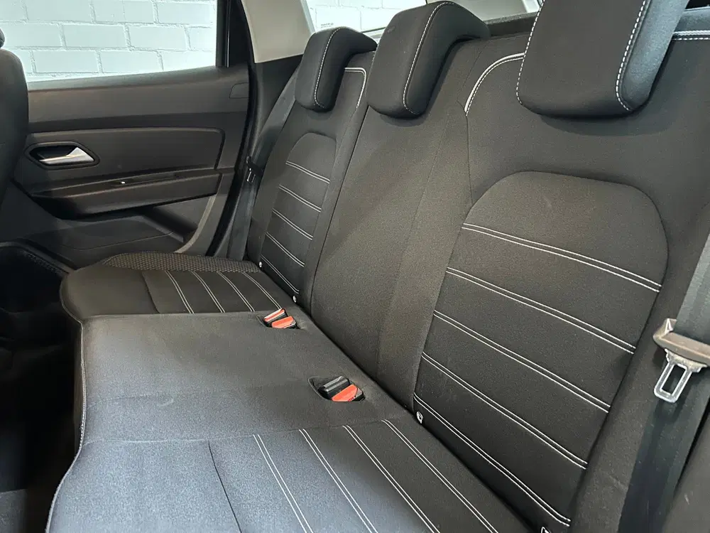 Dacia Duster 1.0 TCe Extreme uit 2023, foto 15