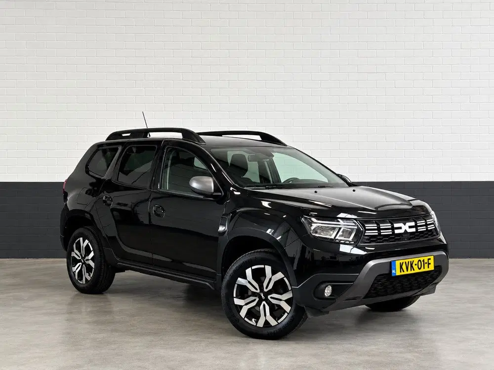 Dacia Duster 1.0 TCe Extreme uit 2023, foto 2