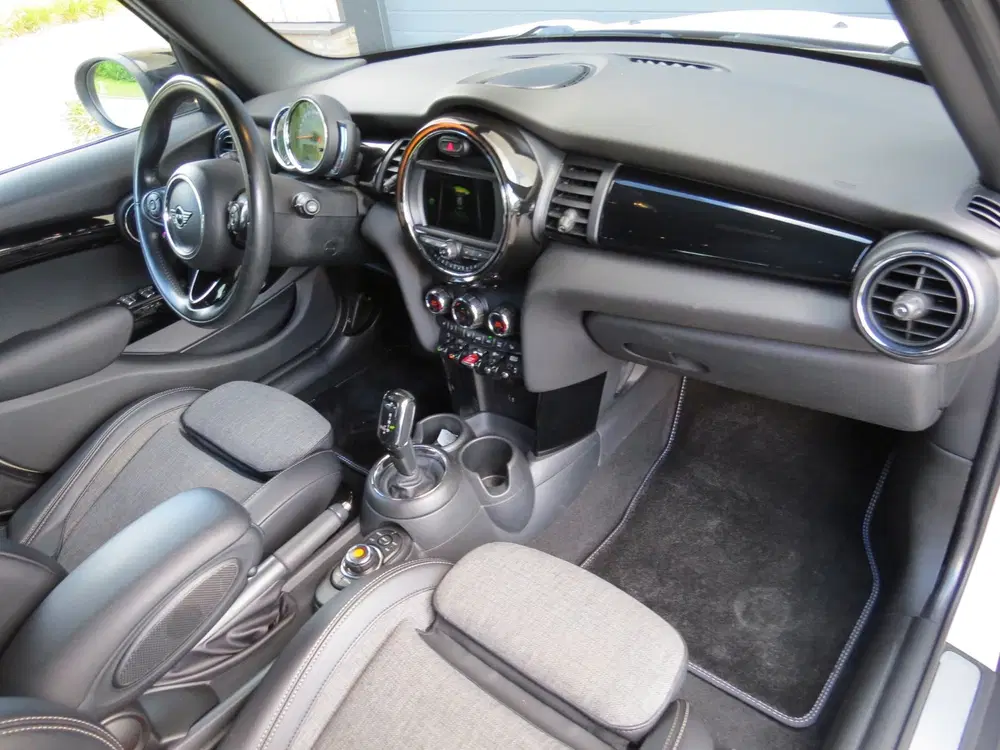 Mini One 1.5 One Chili 5 deurs *Carplay *Climate *C uit 2020, foto 2