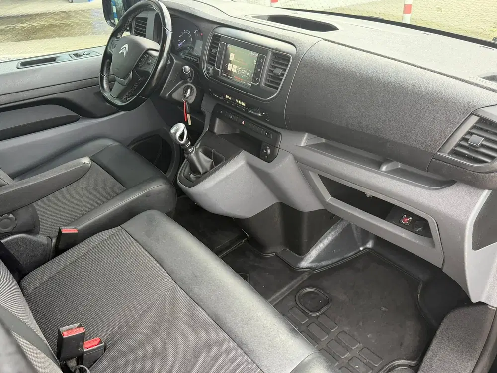 Citroën Jumpy Citroen Jumpy 2.0 BlueHDI 120 M Driver Bus uit 2020, foto 6