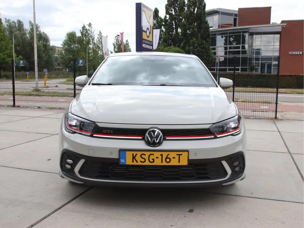 Volkswagen Polo 2.0 GTI DSG 'Ascot Grey' uit 2024, foto 2