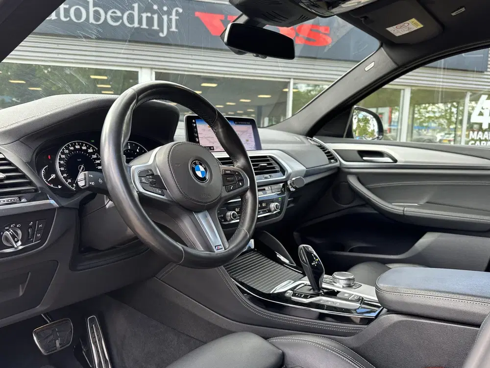 BMW X4 M40i High Executive uit 2019, foto 2