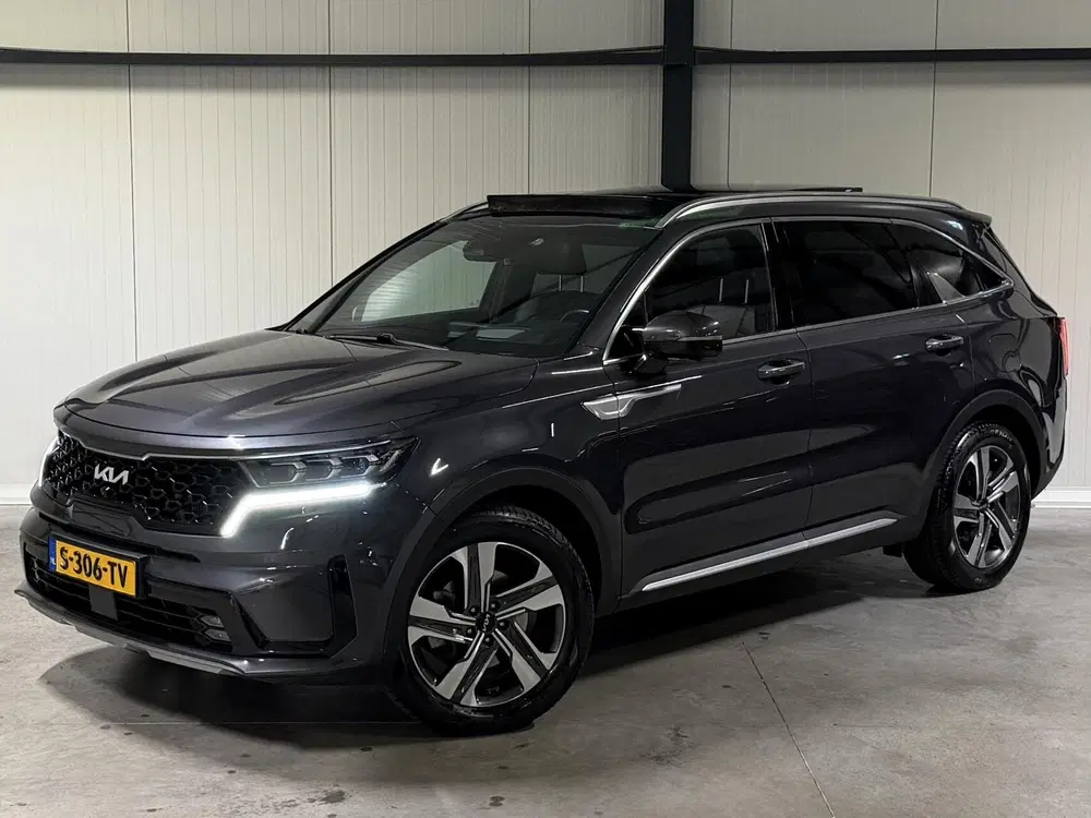 Kia Sorento 1.6 T-GDI Plug-in Hybrid 4WD ExecutiveLine uit 2023, foto 5