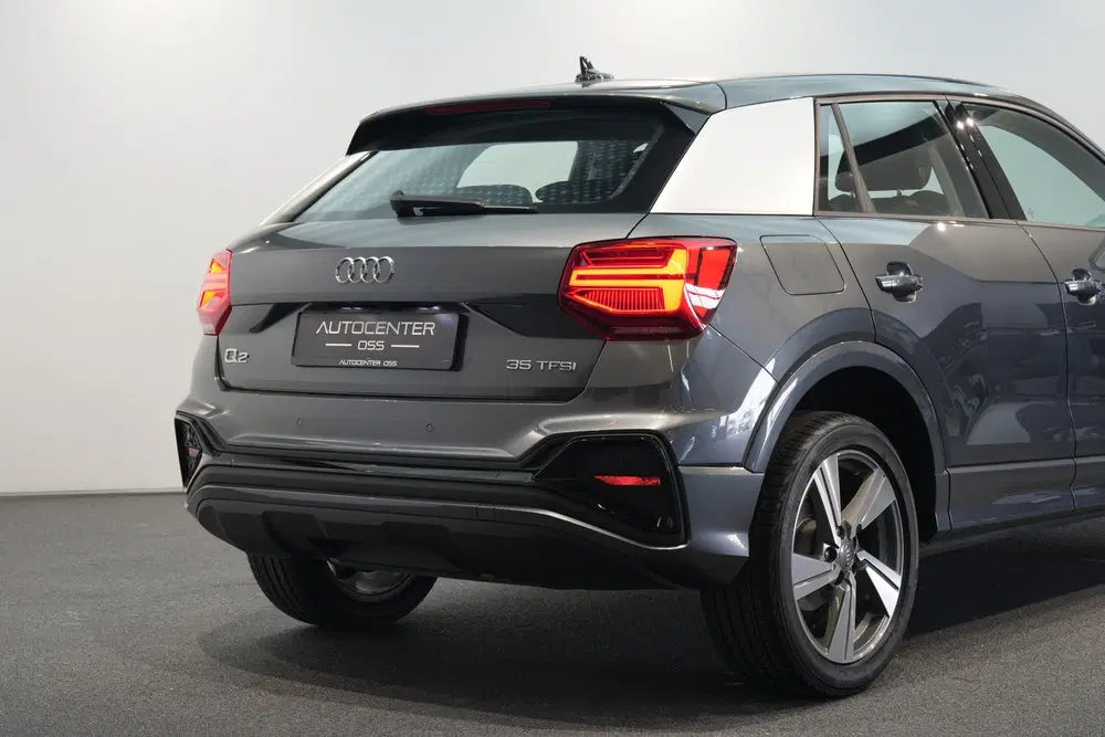 Audi Q2 35 TFSI S Edition VIR.COCKPIT 18" LMV CA uit 2026, foto 12