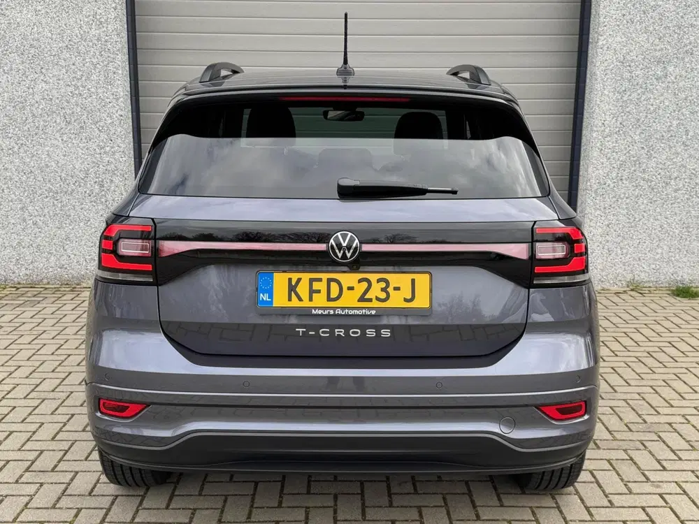 Volkswagen T-Cross 1.5 TSI 2x R-line Virtual uit 2022, foto 4