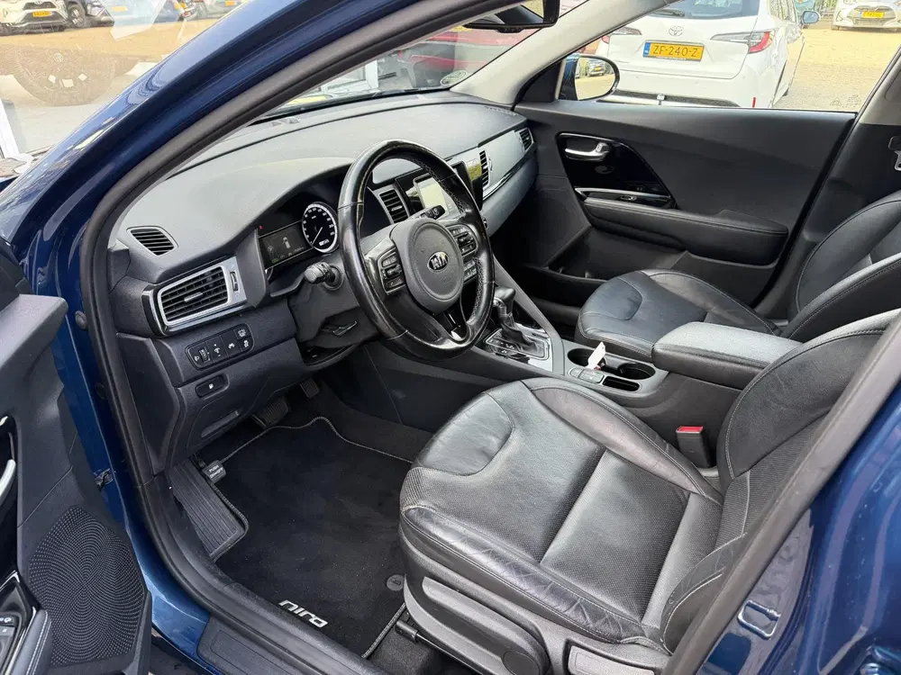Kia Niro 1.6 GDi Hybrid DynamicPlusLine uit 2019, foto 13