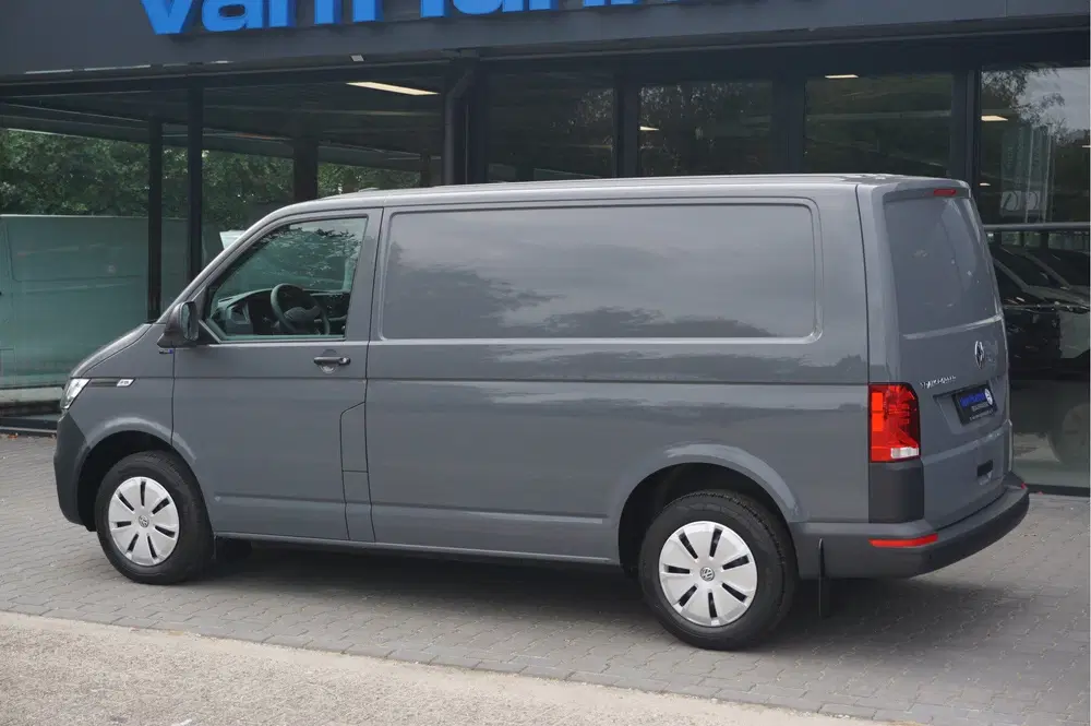Volkswagen Transporter T6.1 2.0TDI 150PK BPM VRIJ App Conne uit 2024, foto 3
