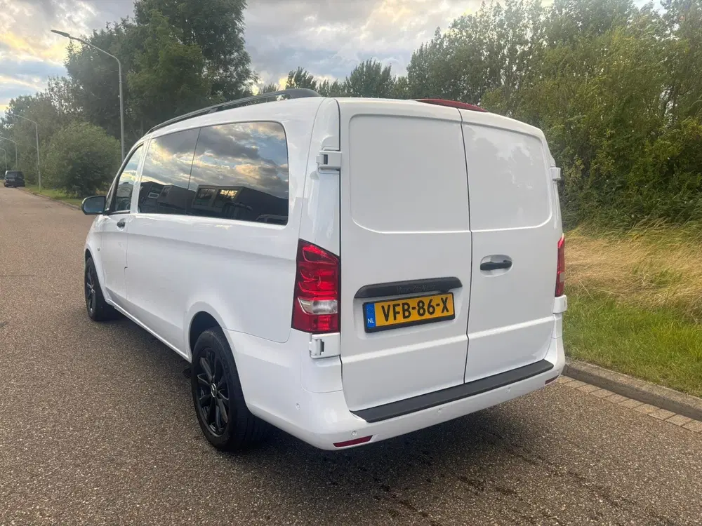 Mercedes-Benz Vito 114 CDI Lang DC AUTOMAAT uit 2020, foto 4