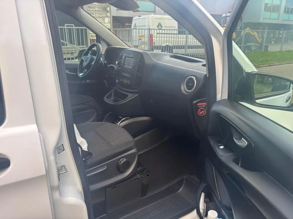 Mercedes-Benz Vito 114 CDI Lang DC AUTOMAAT uit 2020, foto 7
