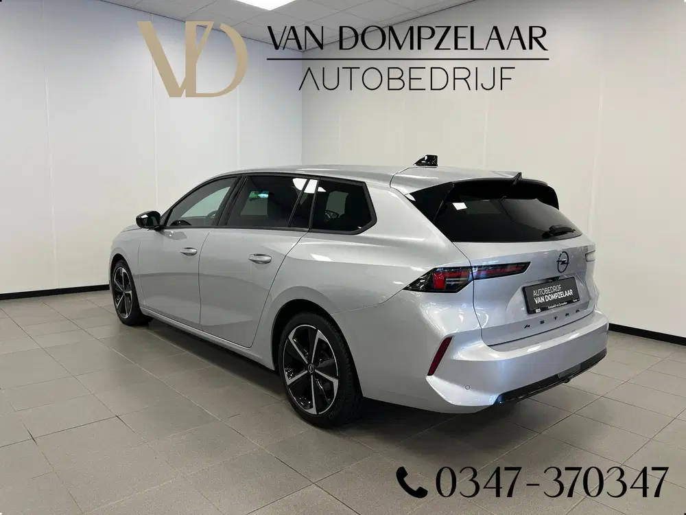 Opel Astra 1.2T 130PK uit 2024, foto 3