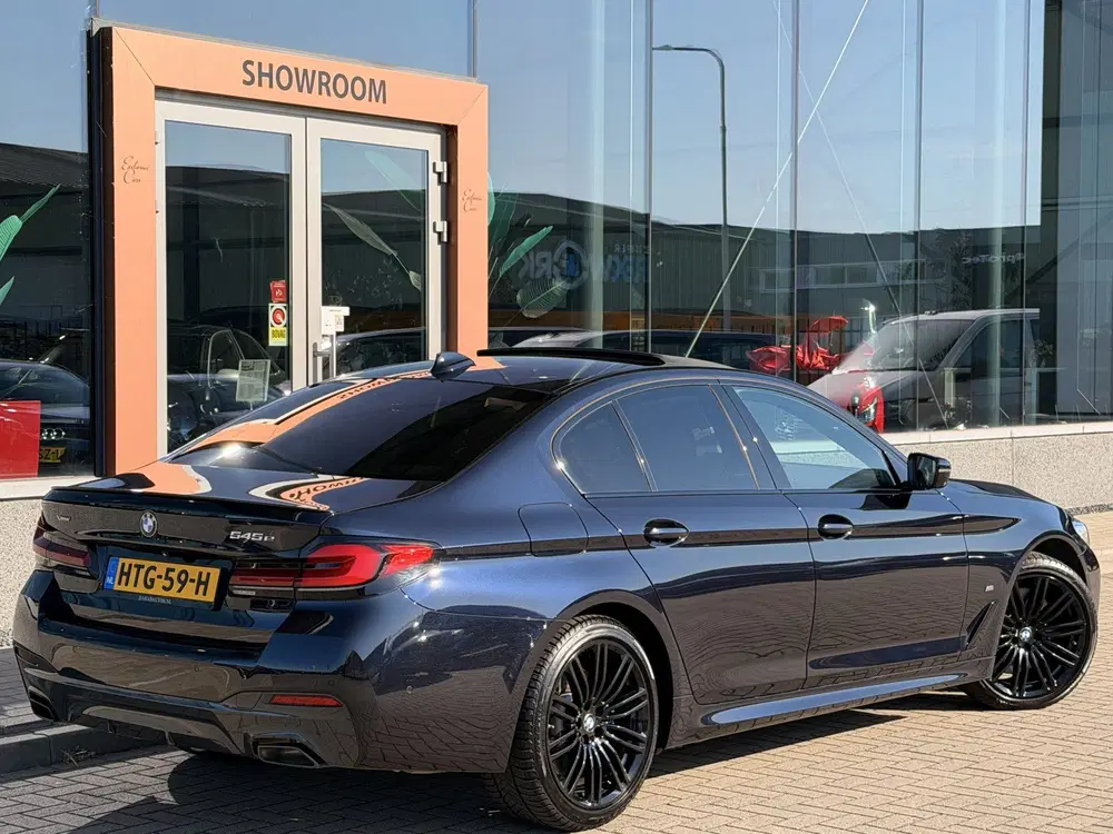 BMW 5-serie 5 Serie 545e xDrive M-Sport uit 2021, foto 15