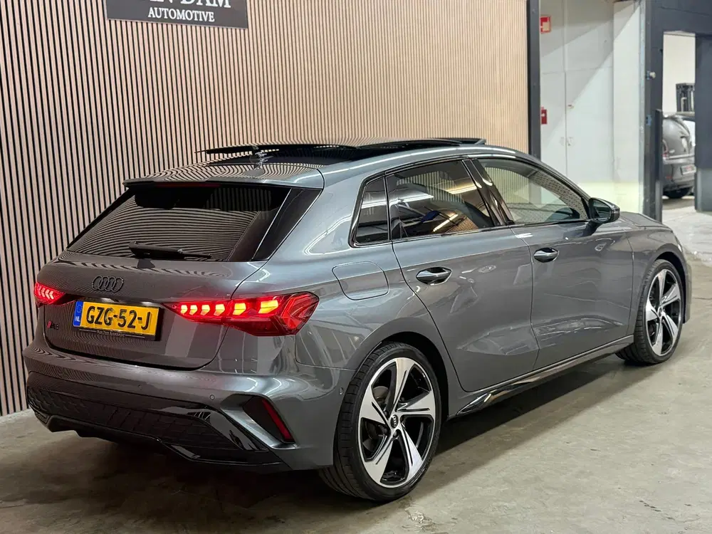 Audi A3 35 TFSI S edition 2024 RS-STOEL CARBON FUL uit 2024, foto 13
