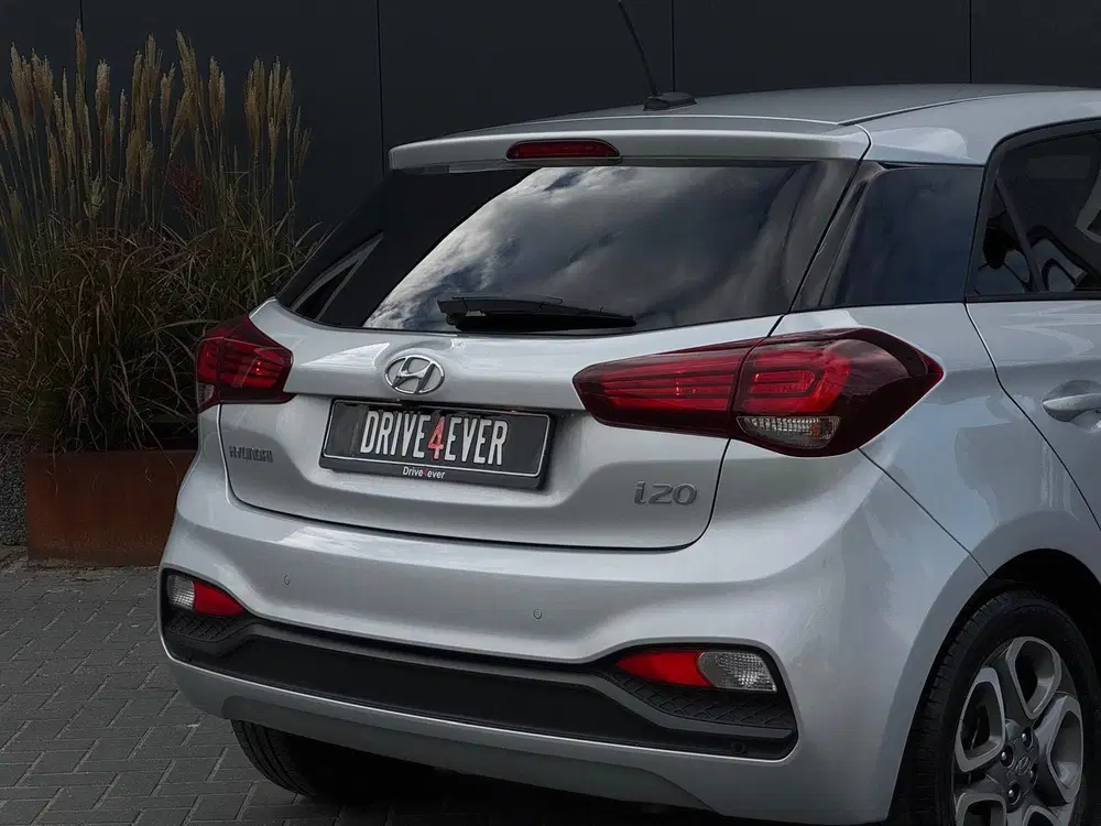 Hyundai i20 1.2 i-Motion LAGE KMSTAND uit 2020, foto 7