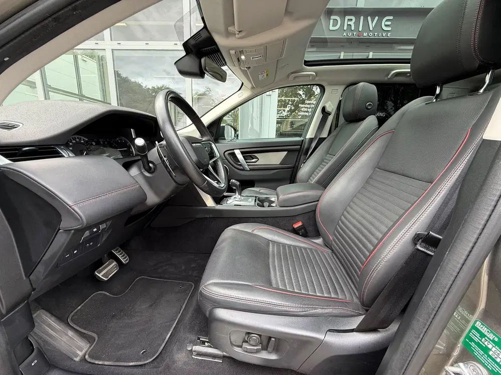 Land Rover Discovery Sport P300e 1.5 R-Dynamic HSE uit 2023, foto 10