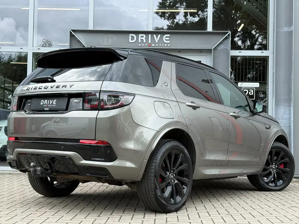 Land Rover Discovery Sport P300e 1.5 R-Dynamic HSE uit 2023, foto 5