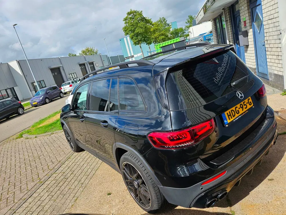 Mercedes-Benz GLB 200 Luxury Line AMG uit 2022, foto 3