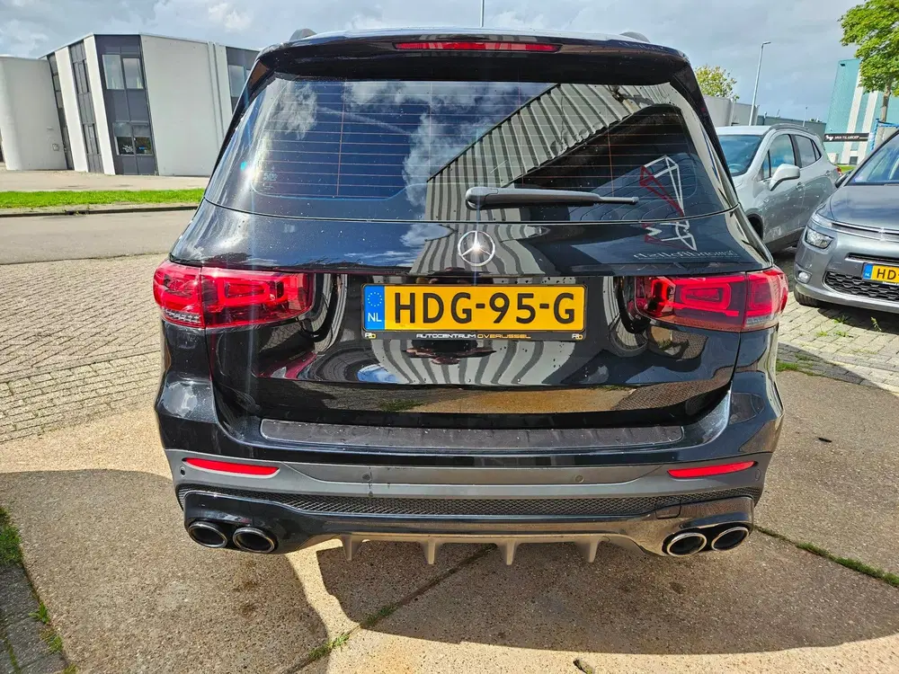 Mercedes-Benz GLB 200 Luxury Line AMG uit 2022, foto 4