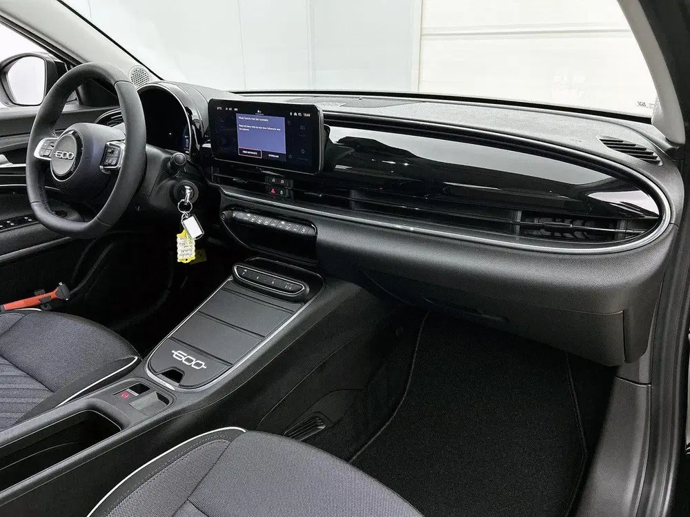 Fiat 600 1.2 145pk Hybrid Icon Automaat uit 2026, foto 12