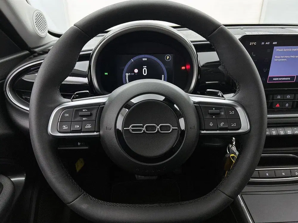 Fiat 600 1.2 145pk Hybrid Icon Automaat uit 2026, foto 13