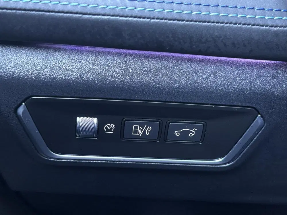 Lynk & Co 01 1.5 260pk Plug-in Hybrid uit 2025, foto 15
