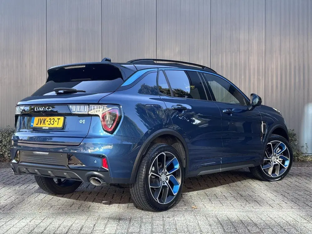 Lynk & Co 01 1.5 260pk Plug-in Hybrid uit 2025, foto 3