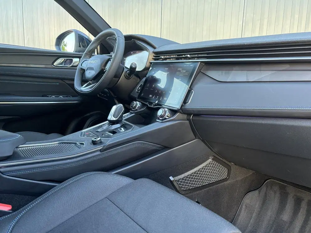 Lynk & Co 01 1.5 260pk Plug-in Hybrid uit 2025, foto 7