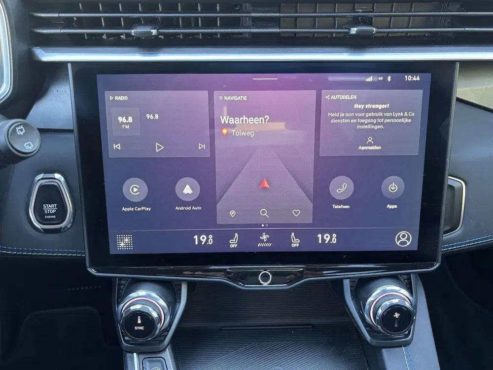 Lynk & Co 01 1.5 260pk Plug-in Hybrid uit 2025, foto 9