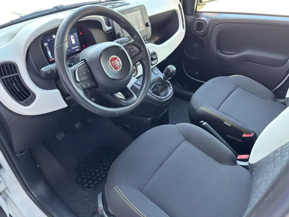 Fiat Panda 70pk Hybrid Cross uit 2025, foto 7