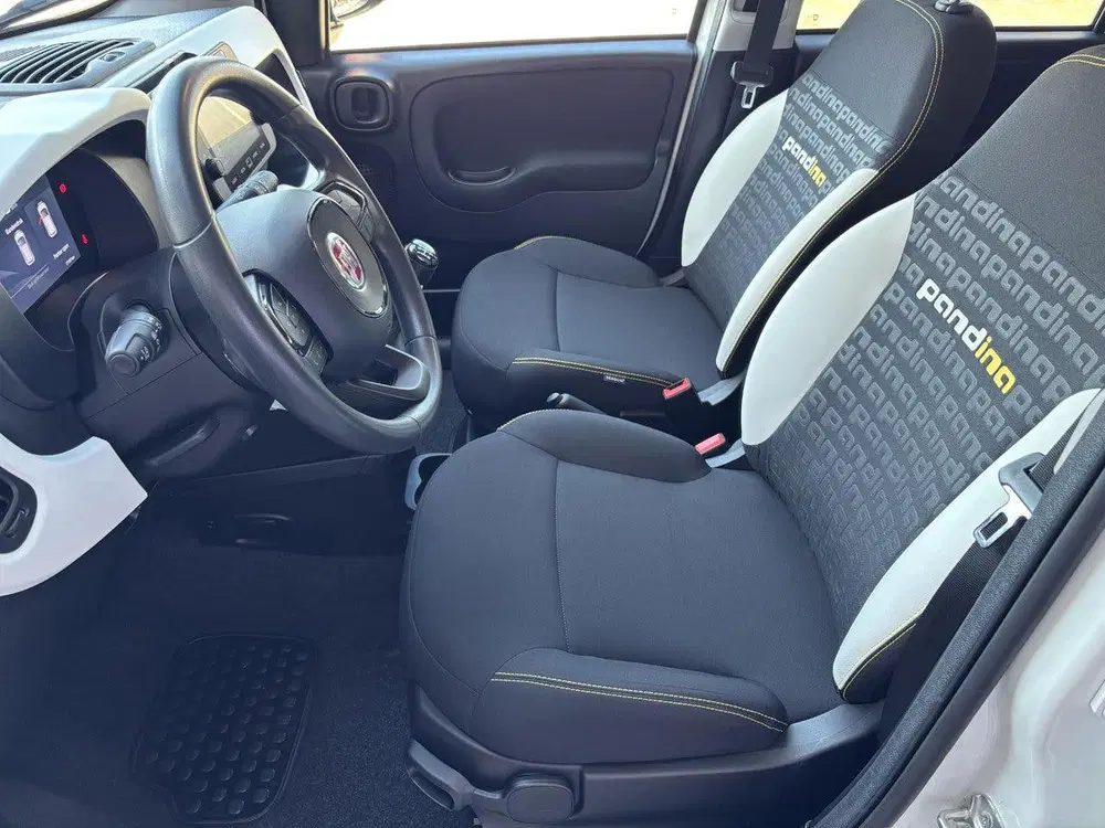 Fiat Panda 70pk Hybrid Cross uit 2025, foto 9