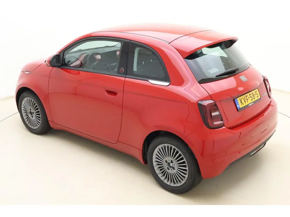 Fiat 500 1.0 Hybrid Torino Launch Edition uit 2026, foto 4