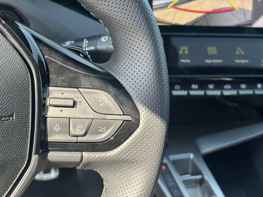 Peugeot 308 1.6 Plug-in Hybrid 195 GT uit 2026, foto 13