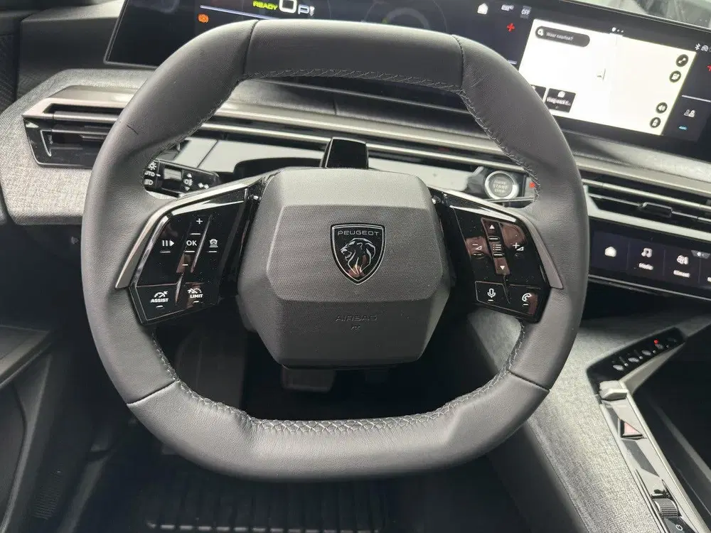 Peugeot 3008 Allure 210pk 73 kWh uit 2026, foto 11
