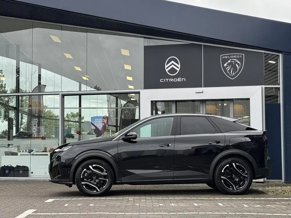 Peugeot 3008 Allure 210pk 73 kWh uit 2026, foto 3