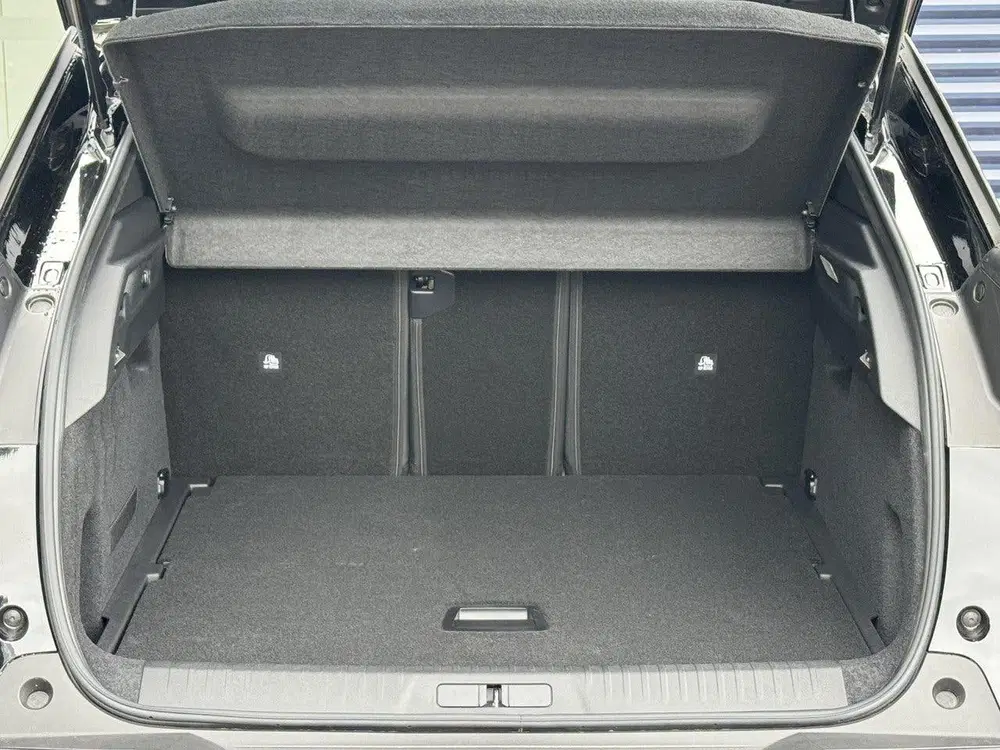 Peugeot 3008 Allure 210pk 73 kWh uit 2026, foto 7