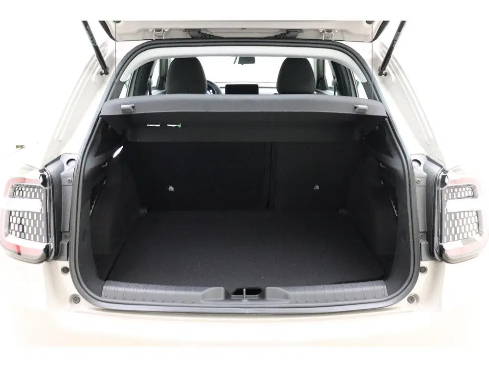 Fiat 600 1.2 Hybrid Urban 136 PK uit 2025, foto 10