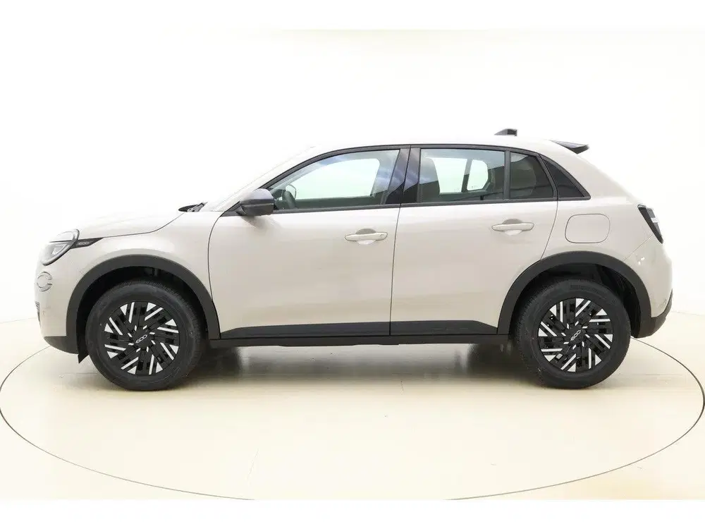 Fiat 600 1.2 Hybrid Urban 136 PK uit 2025, foto 5