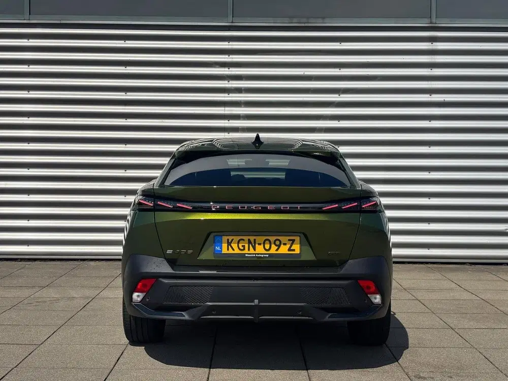 Peugeot 408 e-408 GT Exclusive 58 kWh uit 2026, foto 5