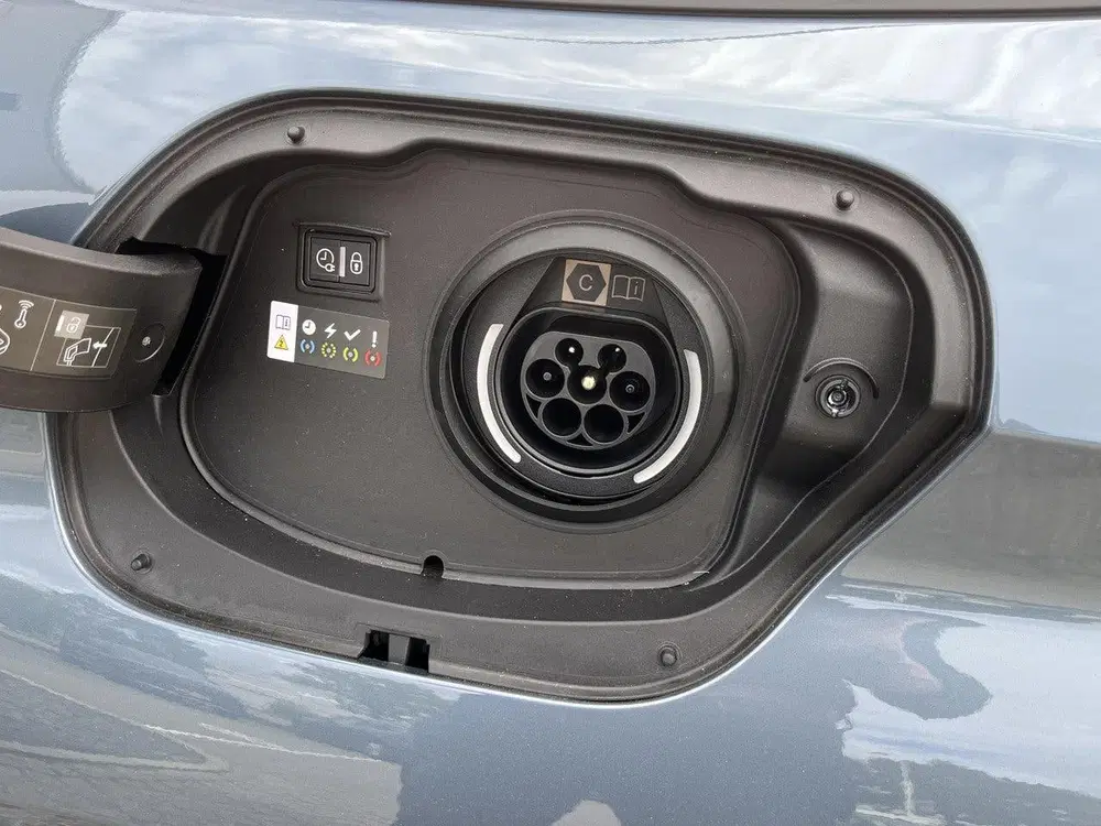 Peugeot 308 Plug-in Hybrid 195pk e-DCS7 Business uit 2026, foto 11